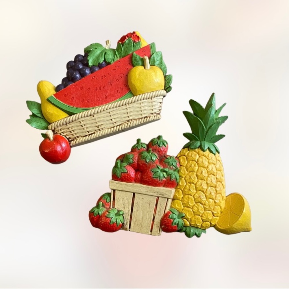 Vintage MCM homco pineapple strawberry fruit basket 3-D wall hanger decor